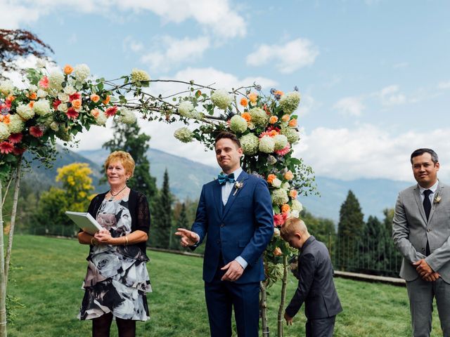 Ricky and Michiko&apos;s wedding in Nelson, British Columbia 41