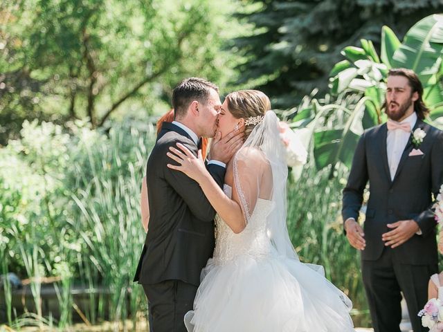 Daniel and Rachel&apos;s wedding in Niagara on the Lake, Ontario 39