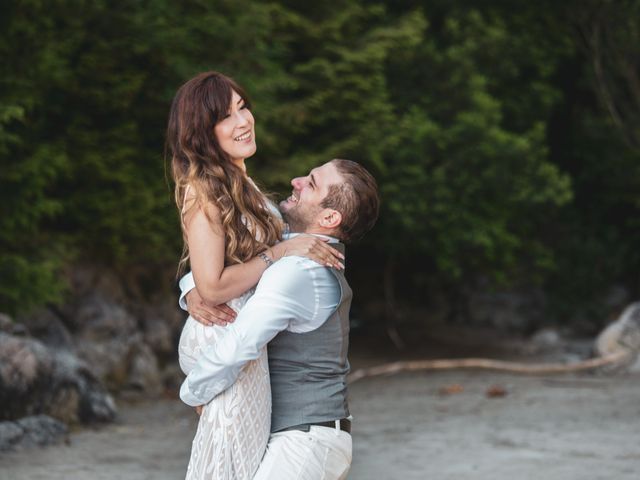 Lucas and Silvana&apos;s wedding in Tofino, British Columbia 16