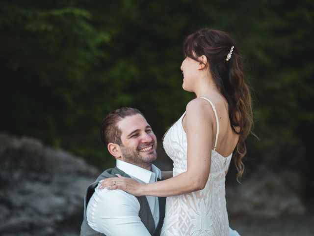 Lucas and Silvana&apos;s wedding in Tofino, British Columbia 18