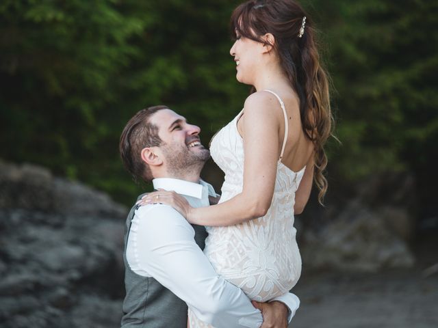 Lucas and Silvana&apos;s wedding in Tofino, British Columbia 19