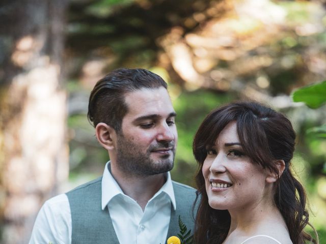 Lucas and Silvana&apos;s wedding in Tofino, British Columbia 35