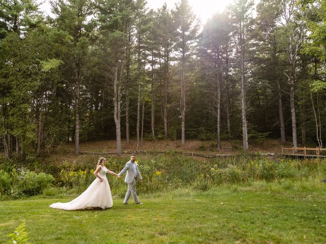 Aaron and Cori&apos;s wedding in Grafton, Ontario 23