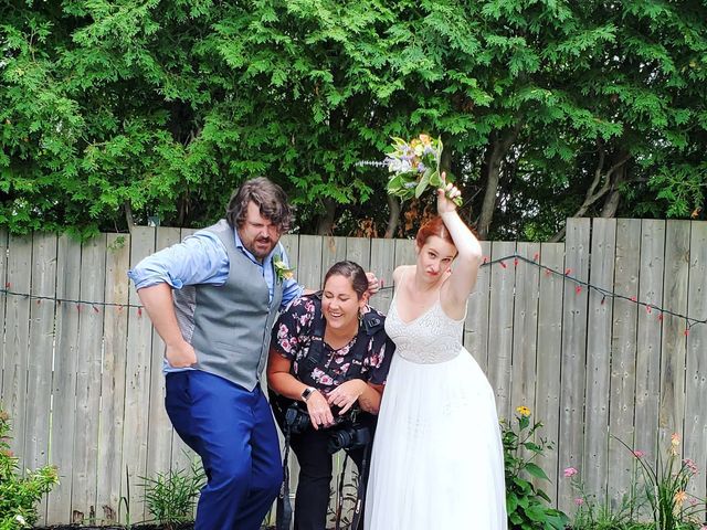 Sarah and Rob's wedding in Whitby, Ontario 4