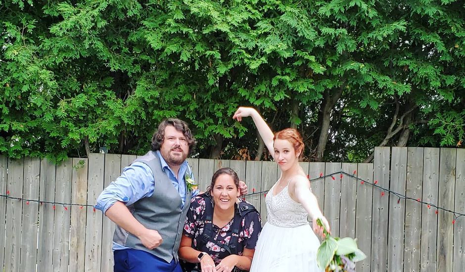 Sarah and Rob's wedding in Whitby, Ontario