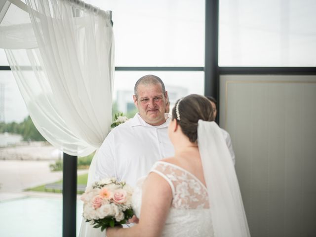Marc and Shannon&apos;s wedding in Burlington, Ontario 12