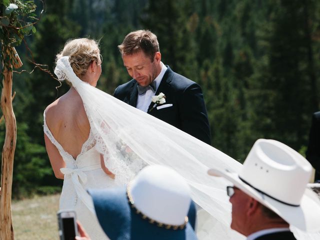 Rob and Bronwen&apos;s wedding in Banff, Alberta 63