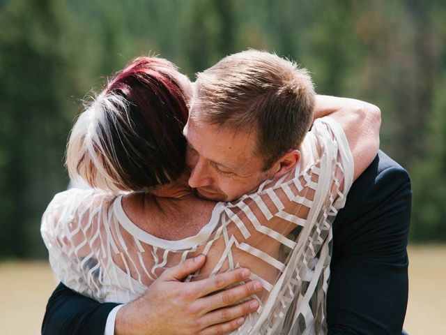 Rob and Bronwen&apos;s wedding in Banff, Alberta 74