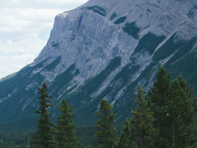 Rob and Bronwen&apos;s wedding in Banff, Alberta 102