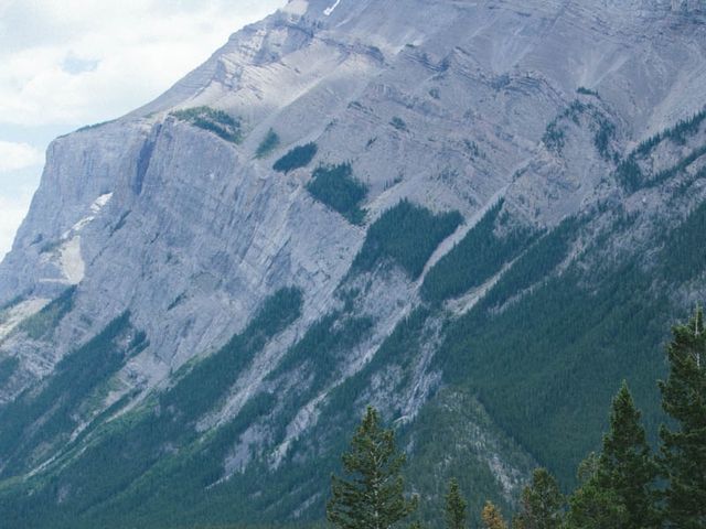 Rob and Bronwen&apos;s wedding in Banff, Alberta 119