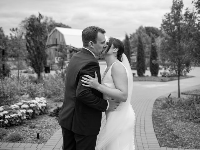 Brett and Maddy&apos;s wedding in Niagara on the Lake, Ontario 36
