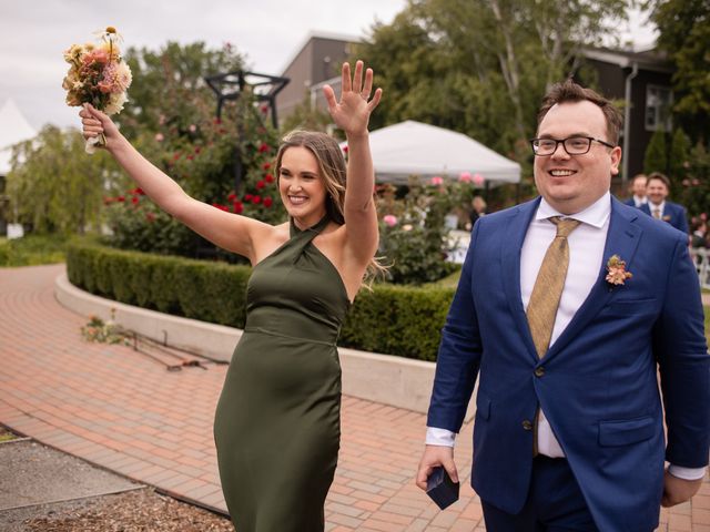 Brett and Maddy&apos;s wedding in Niagara on the Lake, Ontario 37