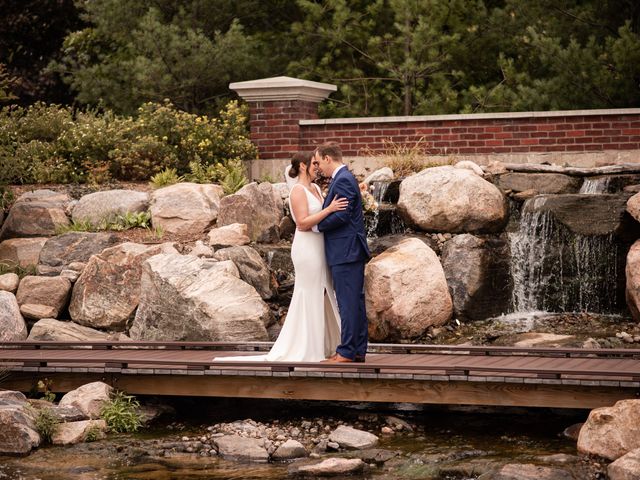 Brett and Maddy&apos;s wedding in Niagara on the Lake, Ontario 53