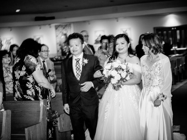 Craig and Elizabeth&apos;s wedding in Hamilton, Ontario 14