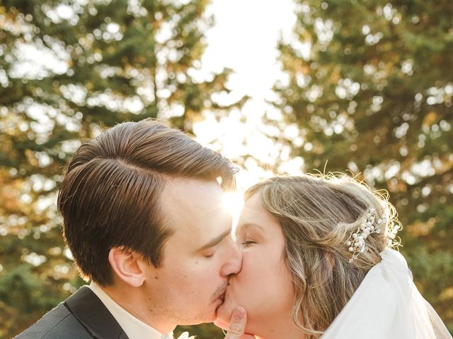 Devan and Melanie's wedding in Erin, Ontario - WeddingWire.ca