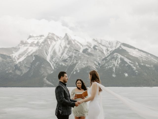 Donivan and Brittany&apos;s wedding in Banff, Alberta 32