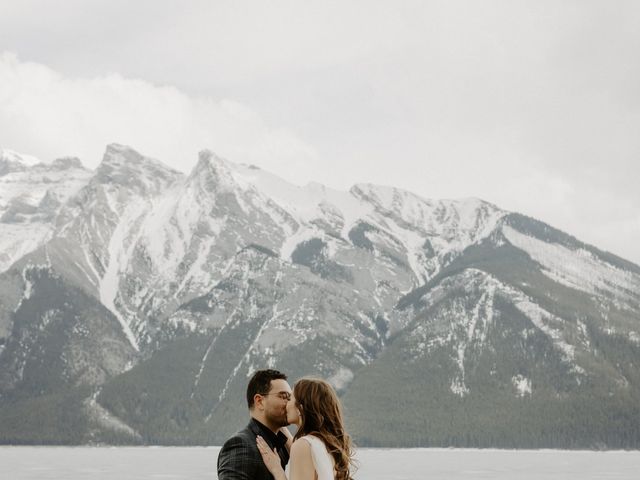 Donivan and Brittany&apos;s wedding in Banff, Alberta 33