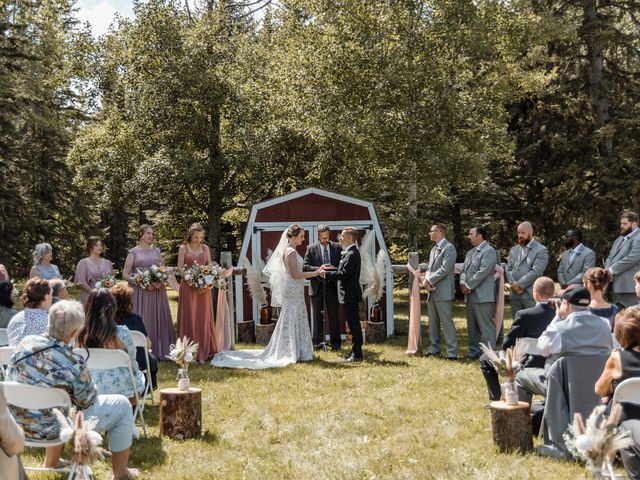 Joy and Ian&apos;s wedding in Sundre, Alberta 27