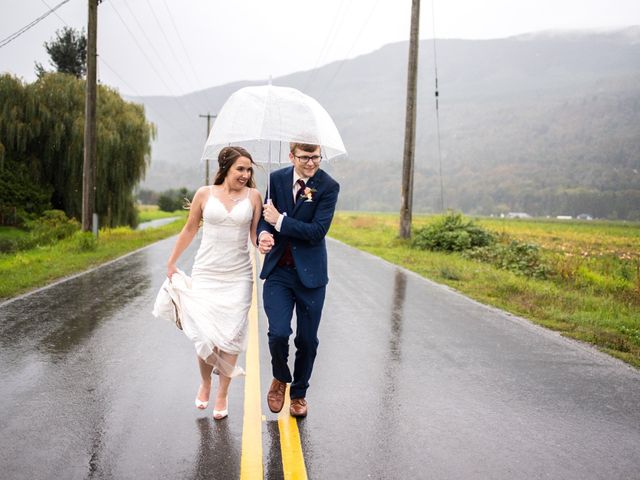 Kayla and Zac&apos;s wedding in Abbotsford, British Columbia 25