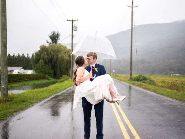 Kayla and Zac&apos;s wedding in Abbotsford, British Columbia 26