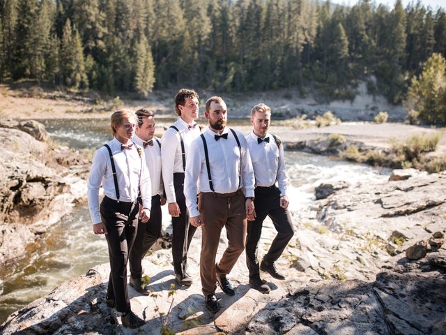 Sandy and Jordyn&apos;s wedding in Christina Lake, British Columbia 11
