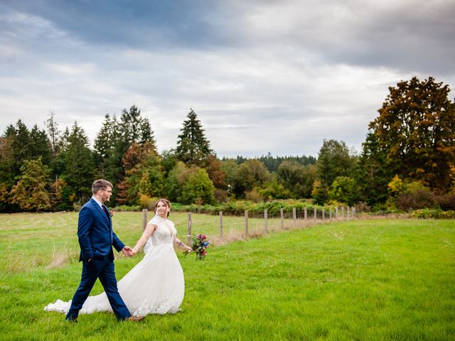 Chance and Jessica&apos;s wedding in Duncan, British Columbia 102