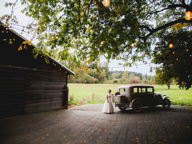 Chance and Jessica&apos;s wedding in Duncan, British Columbia 122