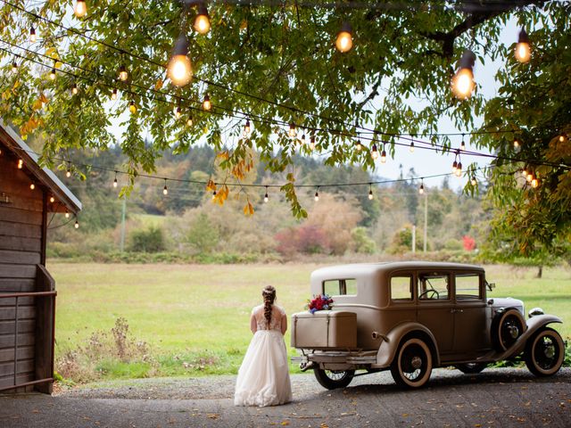 Chance and Jessica&apos;s wedding in Duncan, British Columbia 124