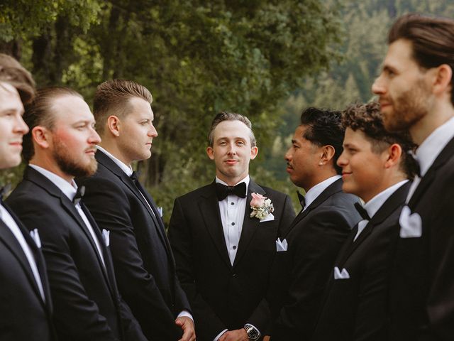 Kennedy and Daniel's wedding in Harrison Hot Springs, British Columbia 25