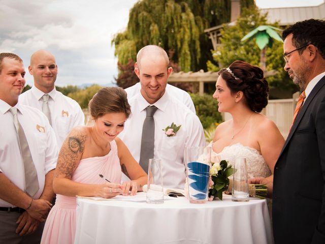 Dalton and Leah&apos;s wedding in Kelowna, British Columbia 15