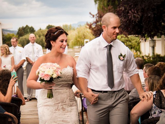 Dalton and Leah&apos;s wedding in Kelowna, British Columbia 10