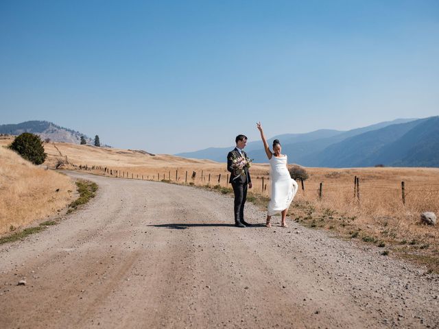 Darrell and Jayda's wedding in Grand Forks, British Columbia 11
