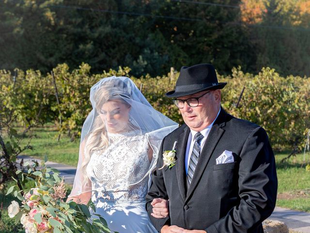 Phil and Ana&apos;s wedding in Saint-Joseph-du-Lac, Quebec 11