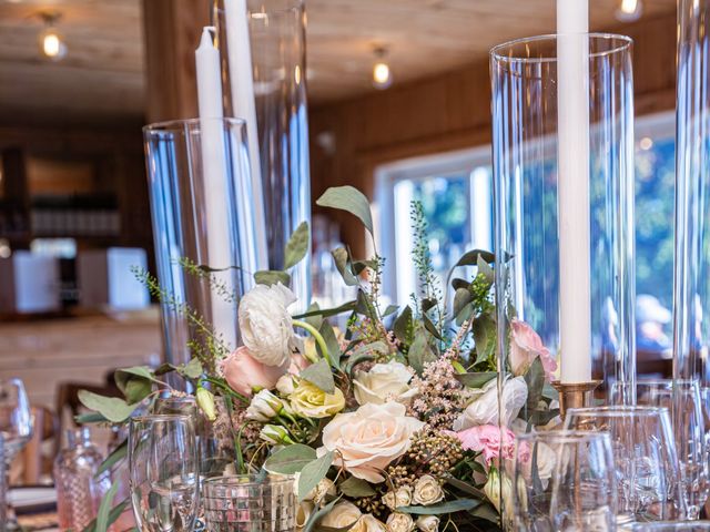 Phil and Ana&apos;s wedding in Saint-Joseph-du-Lac, Quebec 32
