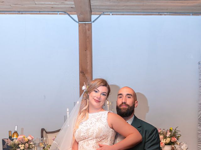 Phil and Ana&apos;s wedding in Saint-Joseph-du-Lac, Quebec 44