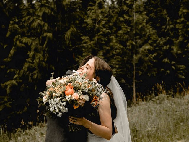 Fernanda and Jonah&apos;s wedding in Agassiz, British Columbia 20