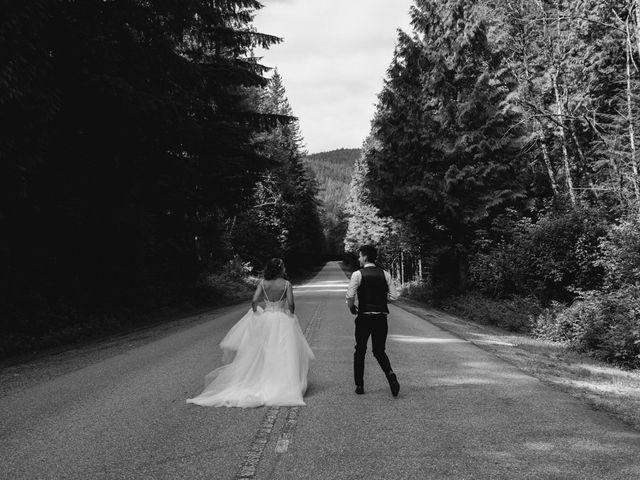 Kaylee and Felipe&apos;s wedding in Pitt Meadows, British Columbia 139