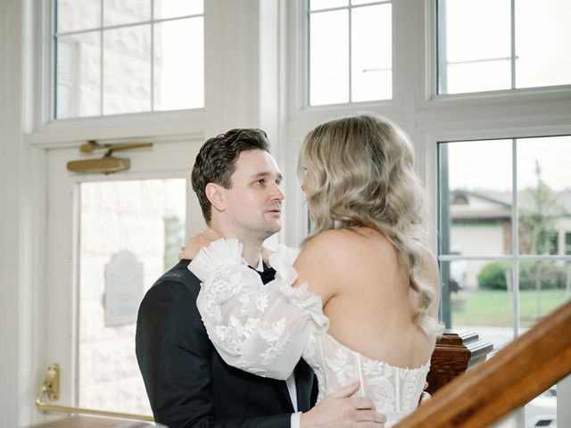 Michael and Lindsay&apos;s wedding in Beamsville, Ontario 11