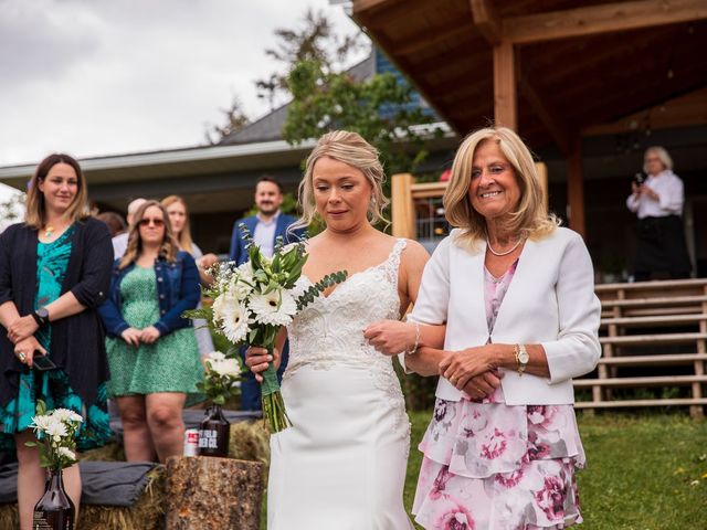 Georgia and Jan&apos;s wedding in Lac La Hache, British Columbia 29