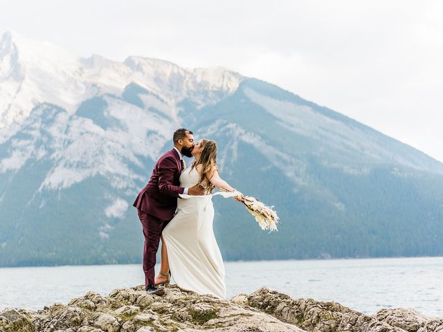 Andrew and Lindsey&apos;s wedding in Canmore, Alberta 42