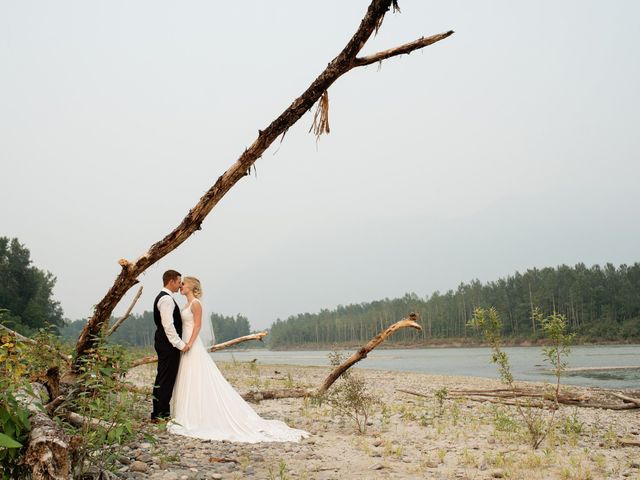 Nils and Kristina&apos;s wedding in Agassiz, British Columbia 35