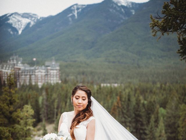 Mark and Corinne&apos;s wedding in Banff, Alberta 16