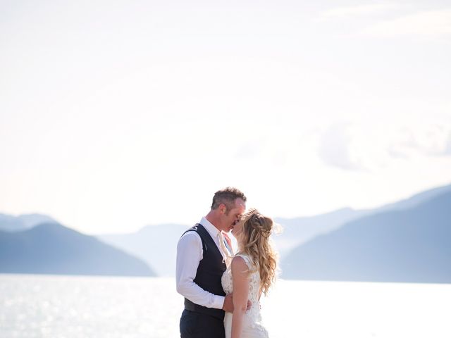 Pamela and Michael&apos;s wedding in Squamish, British Columbia 48
