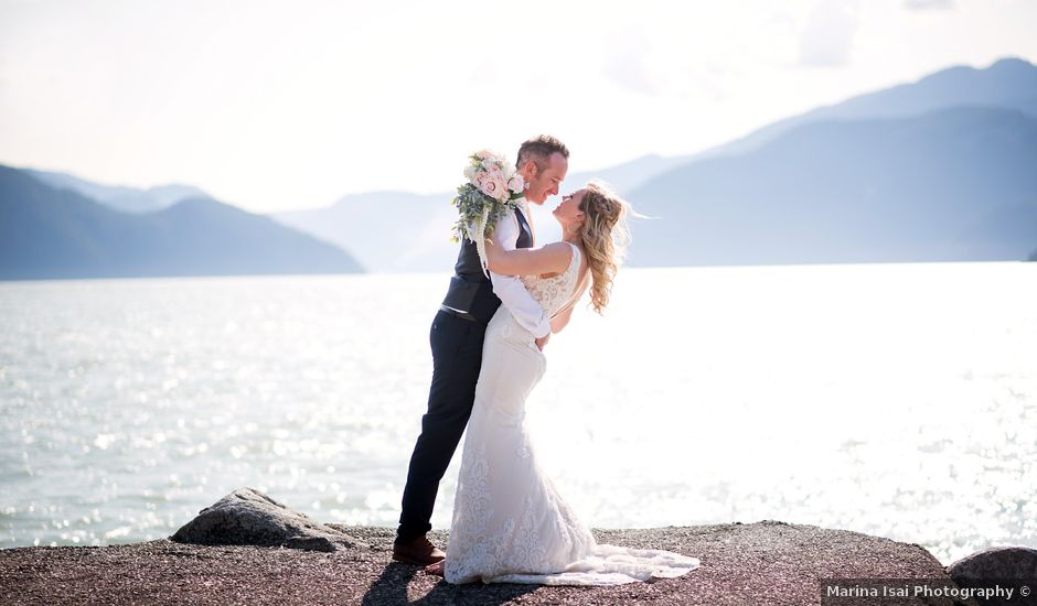 Pamela and Michael's wedding in Squamish, British Columbia