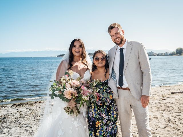 Nicholas and Alycia&apos;s wedding in Victoria, British Columbia 44