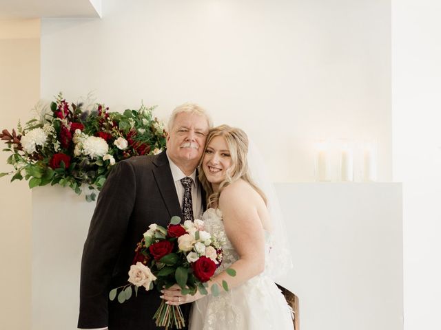 Kyle and Heather&apos;s wedding in St Jacobs, Ontario 36