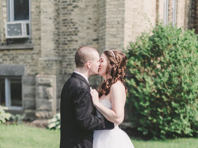 Richard and Shannon&apos;s wedding in Whitby, Ontario 8