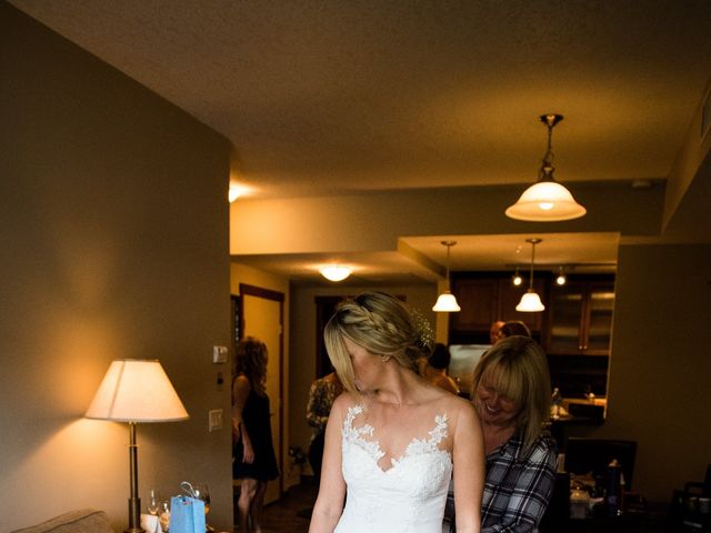 Riley Frame and Kimberly White&apos;s wedding in Canmore, Alberta 11