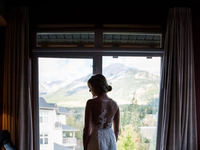 Riley Frame and Kimberly White&apos;s wedding in Canmore, Alberta 13