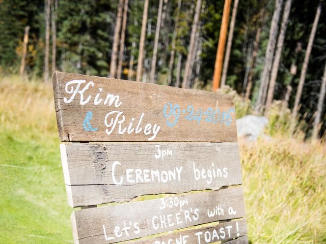 Riley Frame and Kimberly White&apos;s wedding in Canmore, Alberta 47